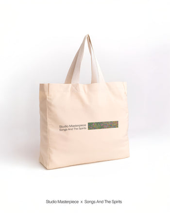 THE KISS CARRYALL
